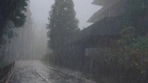 Dormirse sueño profundo en 3 minutos con sonido de lluvia perfecto y truenos en bosque brumoso