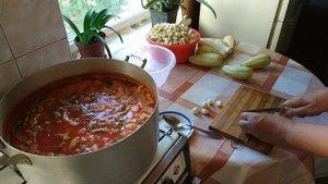 Лечо на зиму из баклажан в томате.