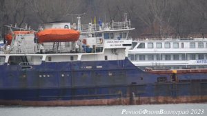 Теплоход ВолгоБалт 220 на Дону