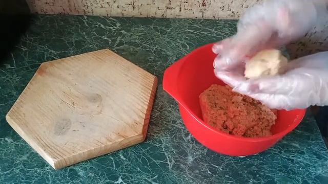 Пирожное "Картошка" - отличный десерт под кружечку ароматного кофе. Это просто, вкусно и экономно!