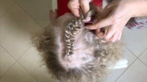 Прическа на каждый день за 5 минут / Французская коса вдоль пробора / Плетение кос для девочек