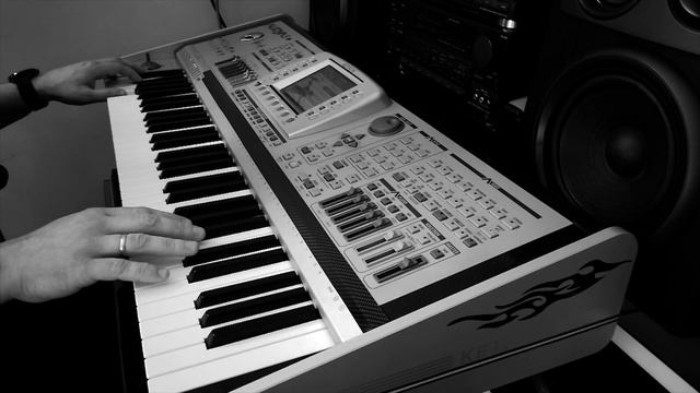 Ketron Audya 5.Стиль Disco 80x - Bass, Live Gitar, Audio Drums Natural!!! смотреть онлайн