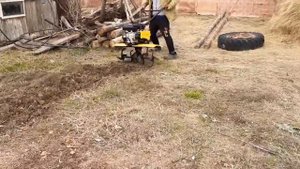 МОТОБЛОК КАЛИБР в деле ,пашем целину