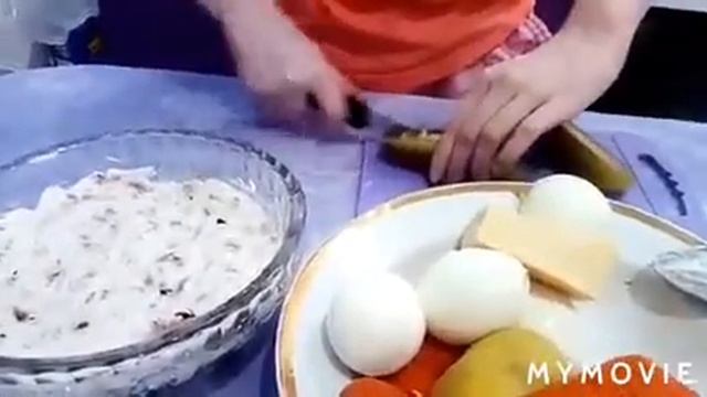 Рецепт салата из печени трески!