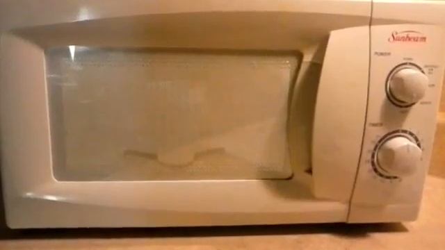 Sumbeam SBM7700W microwave oven water test смотреть онлайн