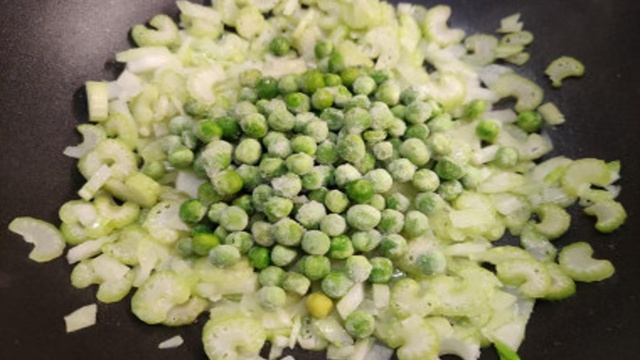 Кальмары в сливочном соусе