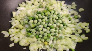 Кальмары в сливочном соусе