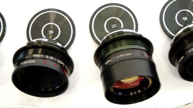 Комплект объективов ОКС (ОСТ-19 для кинокамер Кинор 35) смотреть онлайн