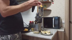 Самый полезный сок! Обзор шнековой соковыжималки Kitfort KT-1122.