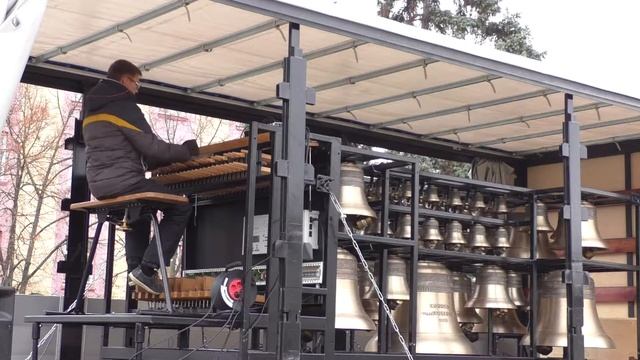 Волшебный инструмент - карильон смотреть онлайн