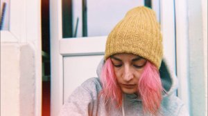 Мастер-класс  Простая шапка спицами резинкой 2* 2 с красивой макушкой  красивые убавки в резинке