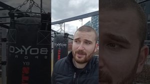 Что лучше : тренировки с собственным весом или железо?