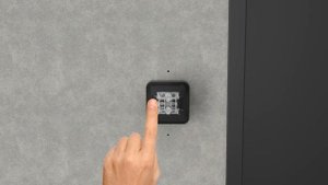Замена домофонной координатной трубки в квартире на Антитрубку QR. Установка домофона.