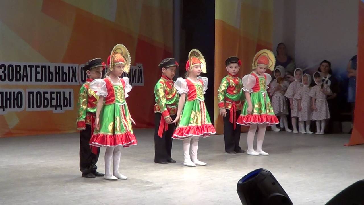 Во саду ли в огороде танец. Во саду ли в огороде танец. Во садули в огороде ноты для гитары. Во саду ли в огороде танец. Танцы в огороде.
