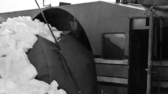 12 Cамых Невероятных Транспортных Средств Всех Времен смотреть онлайн