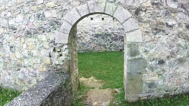 ACTUA DRONE & Château Fort de Saint Quentin Fallavier - France смотреть онлайн