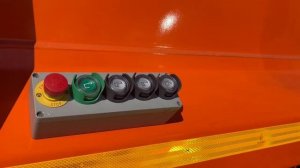 Москва. Новый Мусоровоз МКЗ 7017 А2 на шасси МАЗ 5340С2