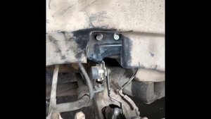 Mitsubishi Lancer X установка автокорректора фар.