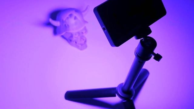 Портативный видеосвет W140 смотреть онлайн