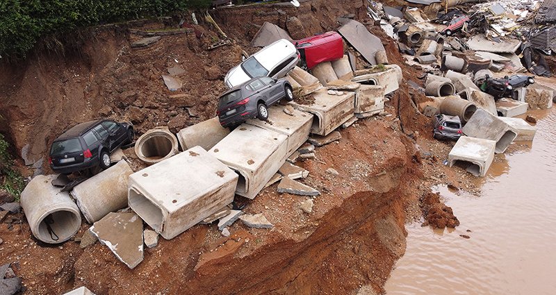Мощный ураган в Европе попал на видео / События на ТВЦ