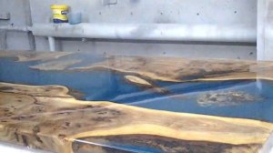 Стол из карагача