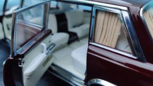 Kengfai 1:18 Mercedes Benz Pullman S600