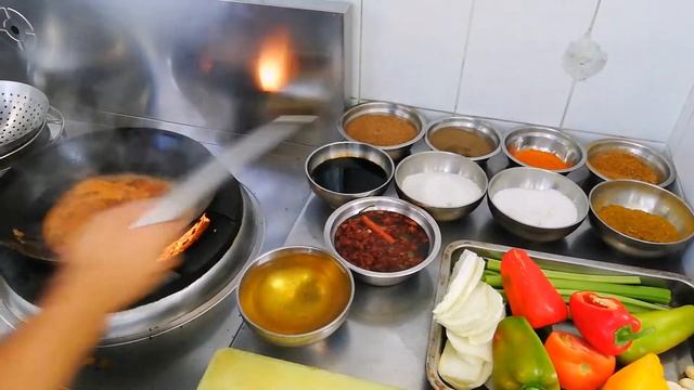 WOK. Мампар, Уйгурский острый суп смотреть онлайн