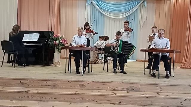 Н.Чуркин "Полька-шутка". Ансамбль "Созвучие" смотреть онлайн