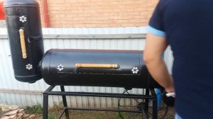 Копченые вкусняшки у себя дома (коптильня из баллонов)