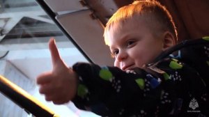 Подарили игрушечную пожарную машину, покатали на настоящей – в МЧС России исполнили мечту ребёнка