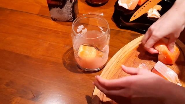 Как засолить малосольную красную рыбу.