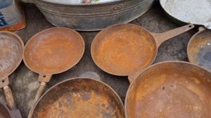 8. Старые чугунные сковородки на барахолке. Покупка чугунной жаровни 32*8 см на ломе за гроши.