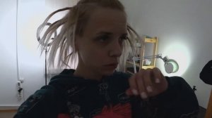 Сделала дреды на короткие волосы.