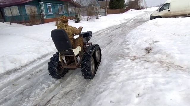 Самодельный гусеничный трактор первый выезд , часть 5 смотреть онлайн