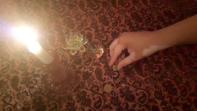 Заговор на деньги. Мощный заговор на деньги. Чтобы деньги водились в доме.