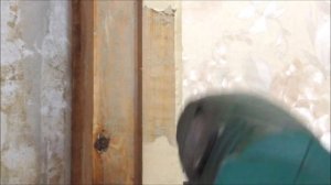 Удаление старой краски с деревянной поверхности