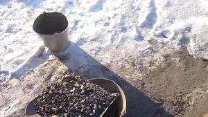Угольная зола из поддувала,вторичное использование.