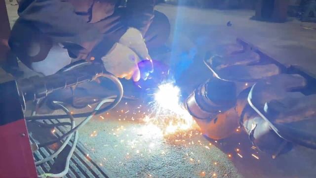 Ремонт выхлопной системы bmw E39. ШОТГАН НА БМВ КОЛХОЗ ИЛИ СТИЛЬ? смотреть онлайн