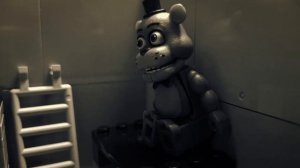 Мишка Фредди попал в зелёный слоник мем