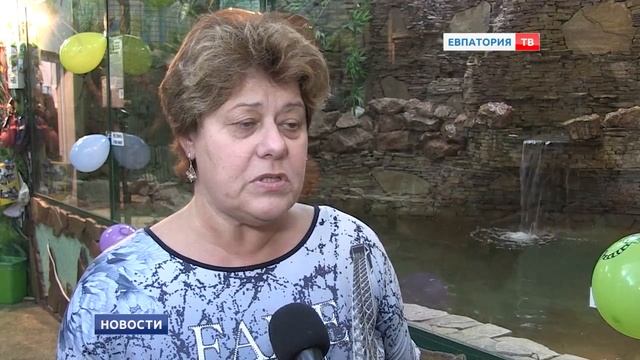В евпаторийском Тропикпарке отметили день рождения крокодила смотреть онлайн