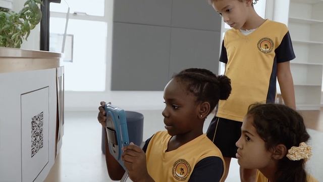 New STEMM facility at Horizon English School смотреть онлайн