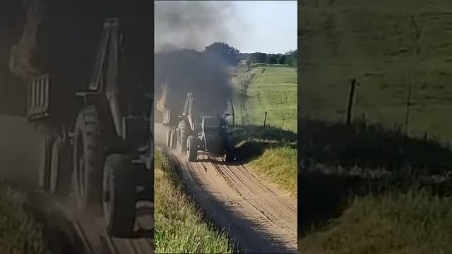 ЮМЗ полнопривод перевозка соломи 600 тюков. июля 2023 г.