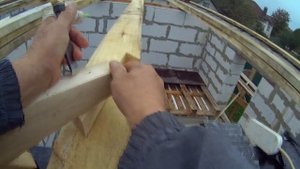3. Строительство шатровой четырехскатной крыши
