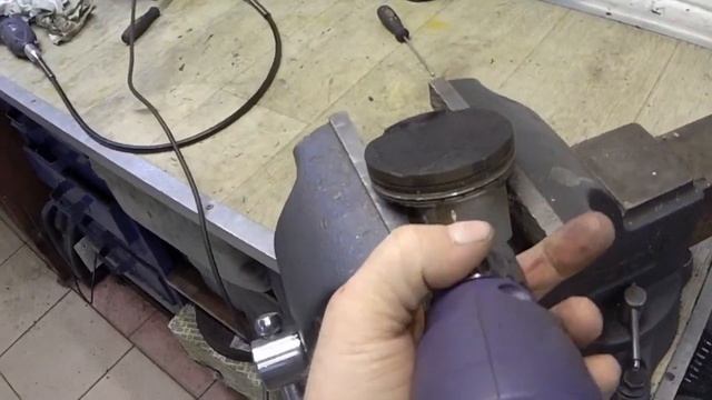 TOYOTA ТЕЧЬ МАСЛА С НАТЯЖИТЕЛЯ ЦЕПИ смотреть онлайн