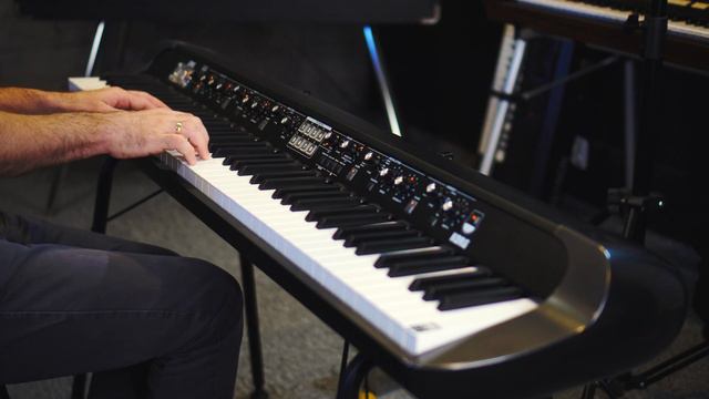 KORG SV2 E Piano FM смотреть онлайн
