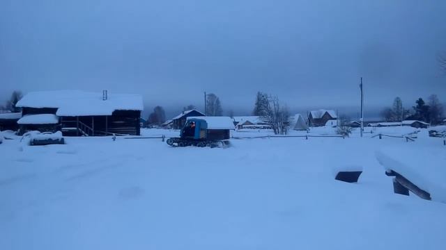 Снегоход/Homemade tracked snowmobile смотреть онлайн