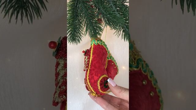 Арт. ТФ117  Новогодняя игрушка из фарфора и текстиля «Птица»