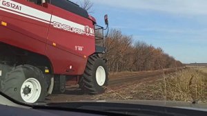 Новый комбайн GOMSELMASH GS12A1