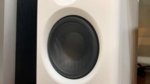 Bass test edifier mr4 & subwoofer t5