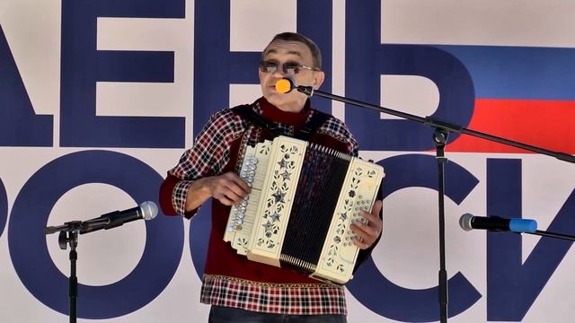 Озорные частушки. Исполняет Игорь Смирнов. смотреть онлайн